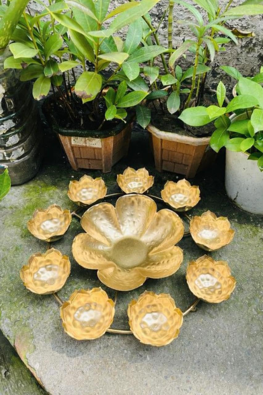 Diwali Decoration Tasla Urli Set Gold